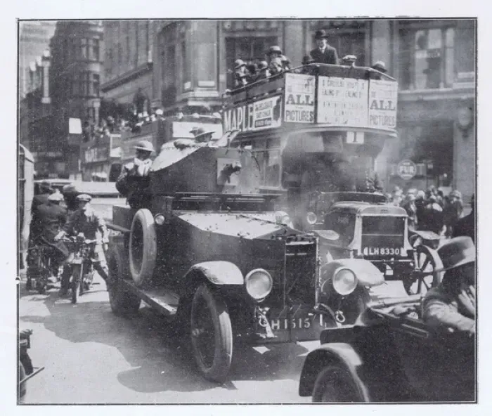 Framed Print : A scene of a London street during the General Strike, 1926 Framed Print : A scene of a London street during the General Strike, 1926