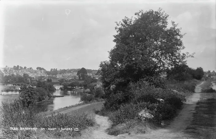 Framed Print : Scenic View of Bradford on Avon Framed Print : Scenic View of Bradford on Avon