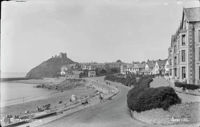 Framed Print : Scenic View of Criccieth Framed Print : Scenic View of Criccieth