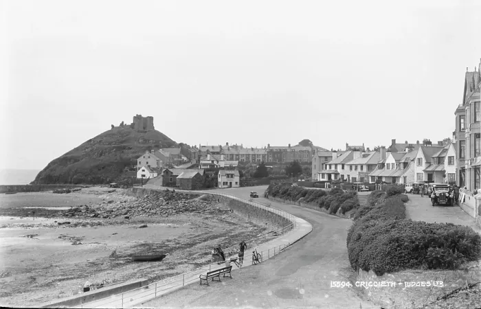 Framed Print : Scenic View of Criccieth Framed Print : Scenic View of Criccieth