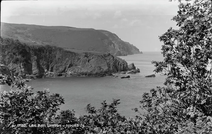 Framed Print : Scenic View of Lee Bay Framed Print : Scenic View of Lee Bay