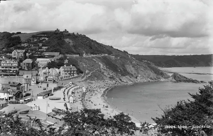 Framed Print : Scenic View of Looe Beach Framed Print : Scenic View of Looe Beach