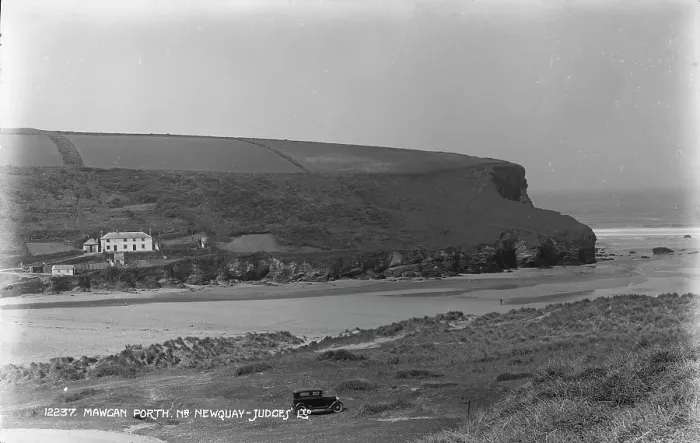 Framed Print : Scenic View of Mawgan Porth