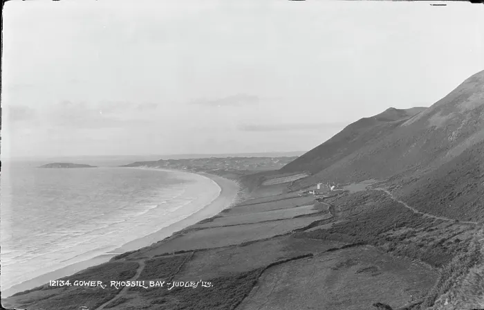 Framed Print : Scenic View of Rhossili Bay Framed Print : Scenic View of Rhossili Bay