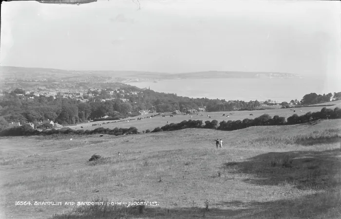 Framed Print : Scenic View of Shanklin and Sandown Framed Print : Scenic View of Shanklin and Sandown