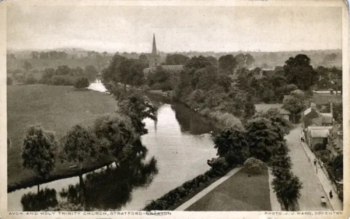 Framed Print : Scenic View, Stratford-upon-Avon, Warwickshire Framed Print : Scenic View, Stratford-upon-Avon, Warwickshire