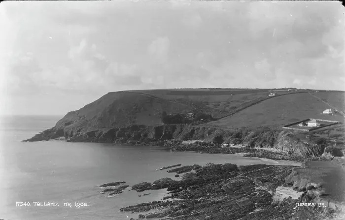 Framed Print : Scenic View of Talland Bay Framed Print : Scenic View of Talland Bay