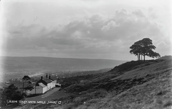 Framed Print : Scenic View of White Wells, Ilkley Framed Print : Scenic View of White Wells, Ilkley