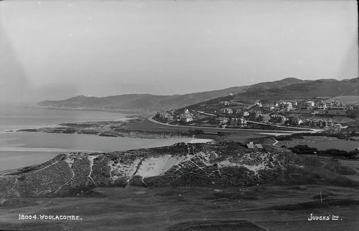 Framed Print : A Scenic View of Woolacombe Framed Print : A Scenic View of Woolacombe