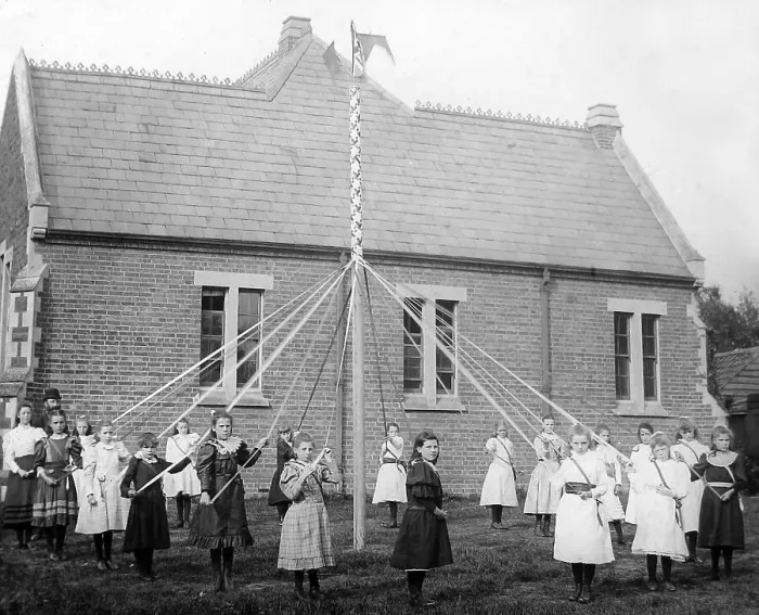 Framed Print : School Maypole Dancing Framed Print : School Maypole Dancing