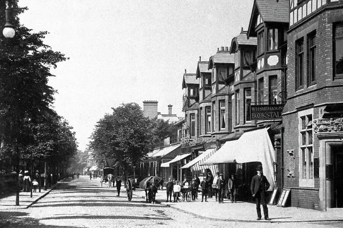 Framed Print : School Road, Sale. early 1900s Framed Print : School Road, Sale. early 1900s