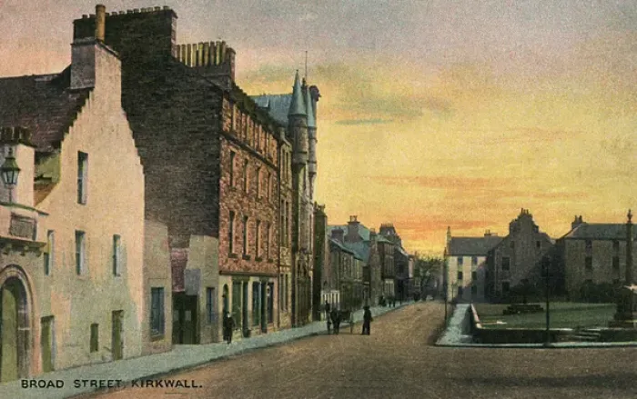 Framed Print : Scotland - Orkney - Kirkwall, Broad Street Framed Print : Scotland - Orkney - Kirkwall, Broad Street