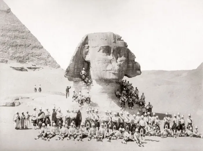 Framed Print : Scottish solders in kilts, Sphinx, Egypt, c. 1880 s Framed Print : Scottish solders in kilts, Sphinx, Egypt, c. 1880 s