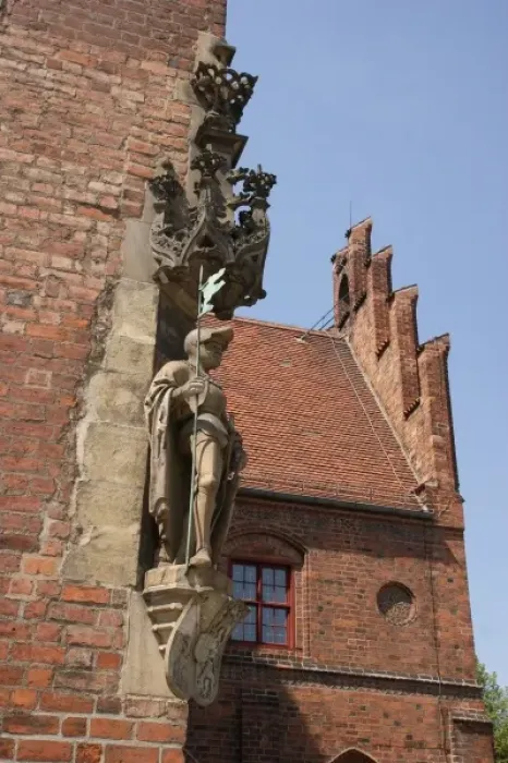 Framed Print : Sculpture on town hall, Juterbog, Brandenburg, Germany Framed Print : Sculpture on town hall, Juterbog, Brandenburg, Germany