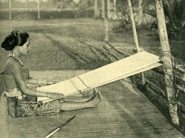 Framed Print : Sea Dayak woman weaving, Borneo, SE Asia Framed Print : Sea Dayak woman weaving, Borneo, SE Asia