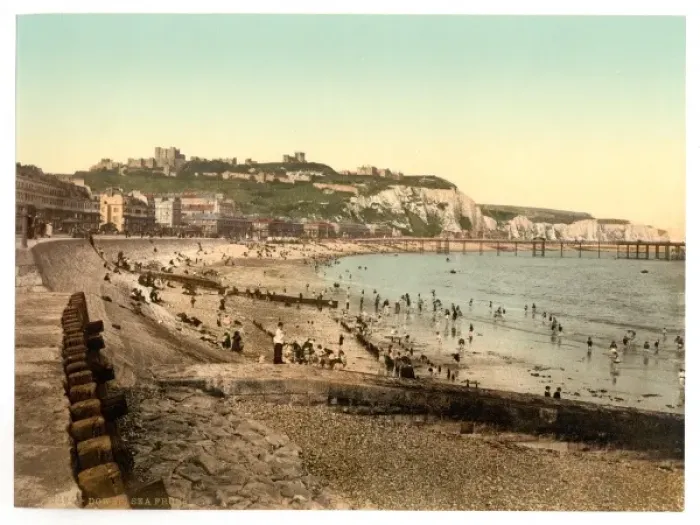 Framed Print : Sea front, Dover, England Framed Print : Sea front, Dover, England