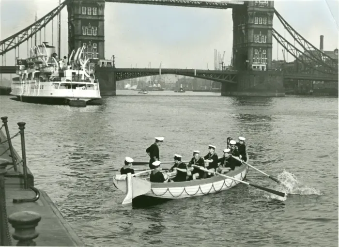 Framed Print : Sea Scouts in a whaler near Tower Bridge, London Framed Print : Sea Scouts in a whaler near Tower Bridge, London