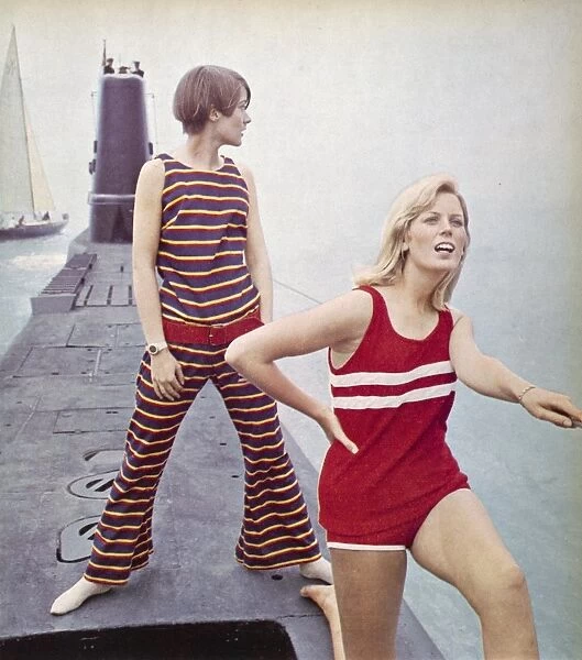 Sea Siren outfits, 1966
