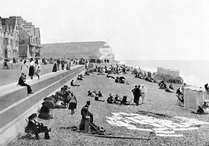 Framed Print : Seaford The Parade early 1900s Framed Print : Seaford The Parade early 1900s