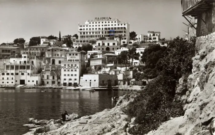 Framed Print : Seafront hotels in Palma de Majorca, Majorca, Spain Framed Print : Seafront hotels in Palma de Majorca, Majorca, Spain