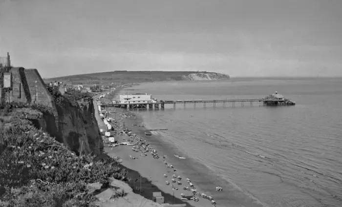 Framed Print : Seaside view, Shanklin, Isle of Wight Framed Print : Seaside view, Shanklin, Isle of Wight