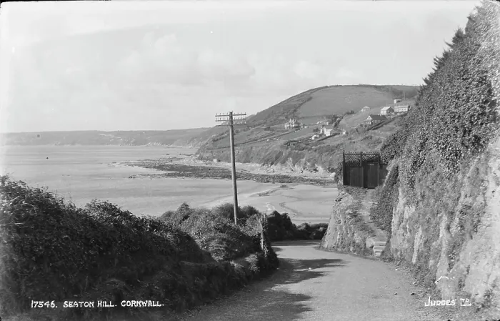Framed Print : Seaton Hill, Cornwall Framed Print : Seaton Hill, Cornwall