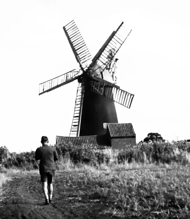 Framed Print : Seaton Ross Windmill, 1930s maybe Framed Print : Seaton Ross Windmill, 1930s maybe
