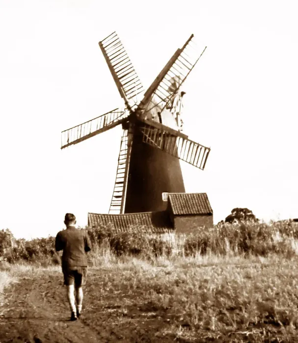 Framed Print : Seaton Ross Windmill