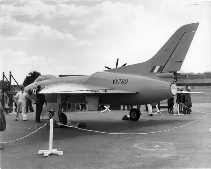 Framed Print : The second Avro 707B VX790 at the Farnborough Air Show Framed Print : The second Avro 707B VX790 at the Farnborough Air Show