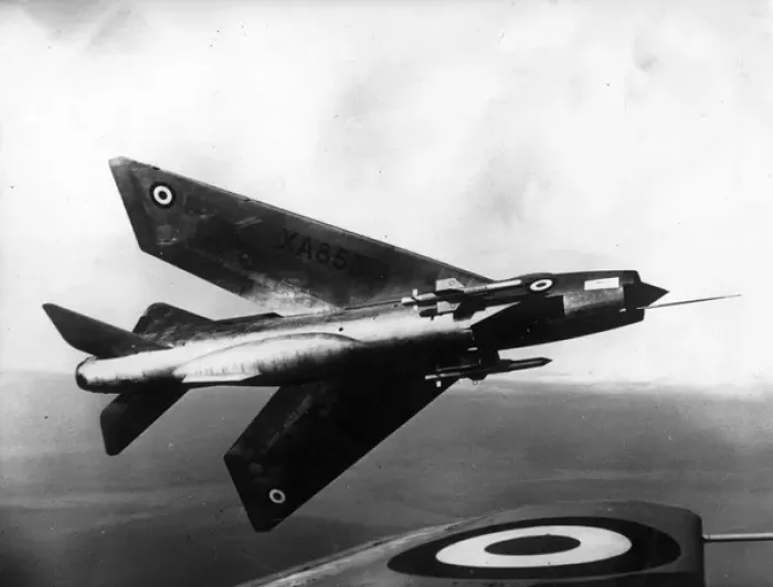 Framed Print : The second English Electric P1B Lightning XA853 in flight Framed Print : The second English Electric P1B Lightning XA853 in flight