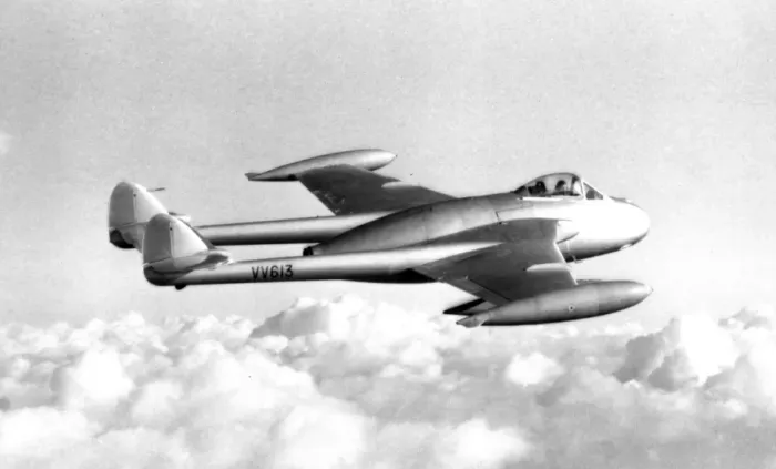 Framed Print : Second prototype de Havilland Venom VV613 Framed Print : Second prototype de Havilland Venom VV613