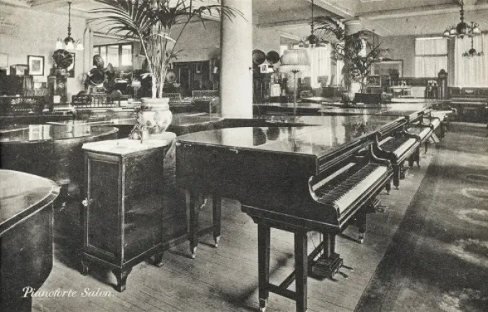 Framed Print : Selfridges, London - Pianoforte Salon Framed Print : Selfridges, London - Pianoforte Salon