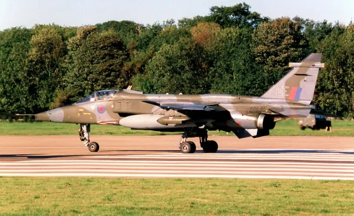 Framed Print : SEPECAT Jaguar GR. 3 XX737 - EE Framed Print : SEPECAT Jaguar GR. 3 XX737 - EE