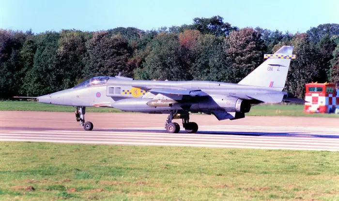 Framed Print : SEPECAT Jaguar GR. 3 XZ394 - GN Framed Print : SEPECAT Jaguar GR. 3 XZ394 - GN