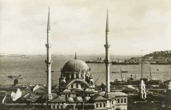 Framed Print : Seraglio Point and Topkapi Palace, Istanbul Framed Print : Seraglio Point and Topkapi Palace, Istanbul