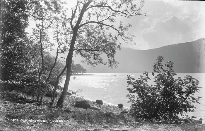 Framed Print : Serene View of Derwentwater Framed Print : Serene View of Derwentwater