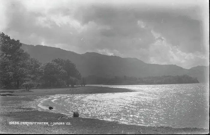 Framed Print : Serene View of Derwentwater Framed Print : Serene View of Derwentwater