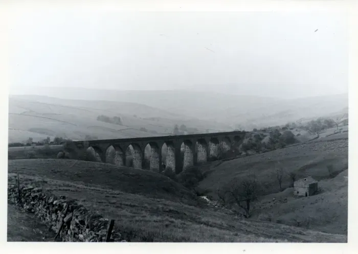 Framed Print : Settle to Carlisle Railway Viaduct, Dent Head, Cumbria Framed Print : Settle to Carlisle Railway Viaduct, Dent Head, Cumbria