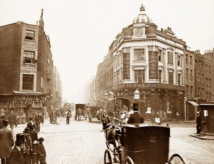 Framed Print : Seven Dials, London Framed Print : Seven Dials, London