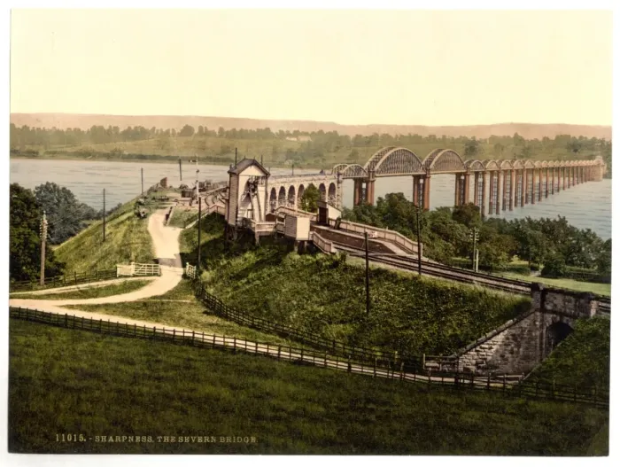 Framed Print : The Severn Bridge, Sharpness, England Framed Print : The Severn Bridge, Sharpness, England