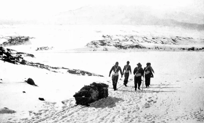 Framed Print : Shackleton Nimrod Expedition Framed Print : Shackleton Nimrod Expedition