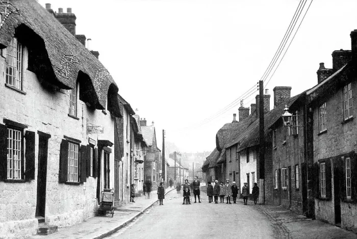 Framed Print : Shaftesbury early 1900s Framed Print : Shaftesbury early 1900s