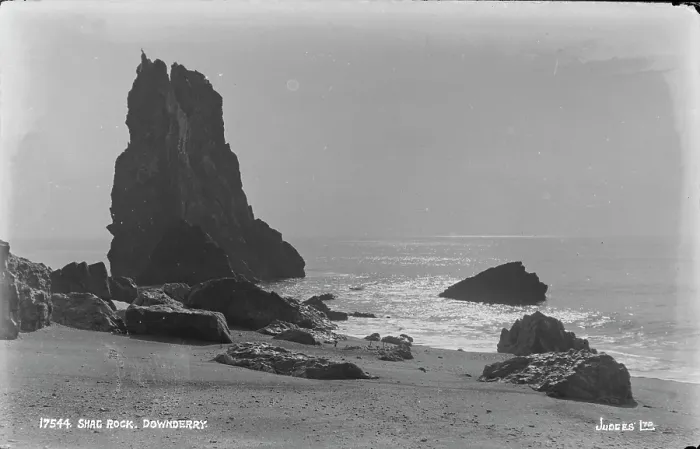 Framed Print : Shag Rock at Downderry Framed Print : Shag Rock at Downderry