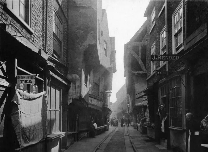 Framed Print : The Shambles, York Framed Print : The Shambles, York