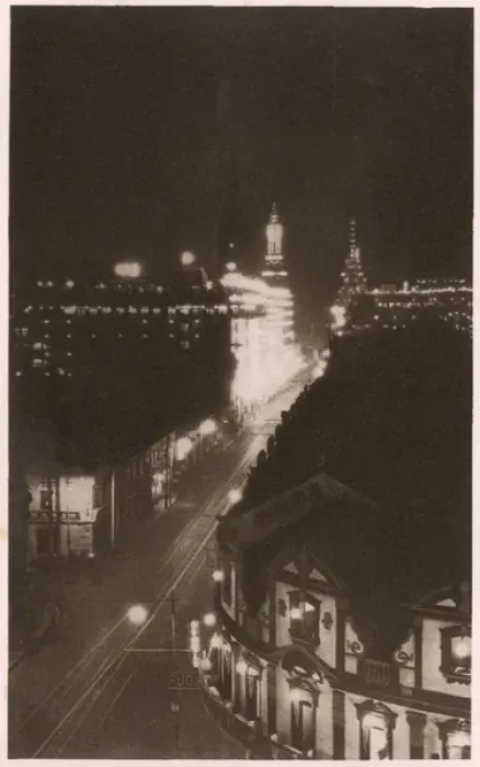 Framed Print : Shanghai, China - The Nanjing Road at Night Framed Print : Shanghai, China - The Nanjing Road at Night
