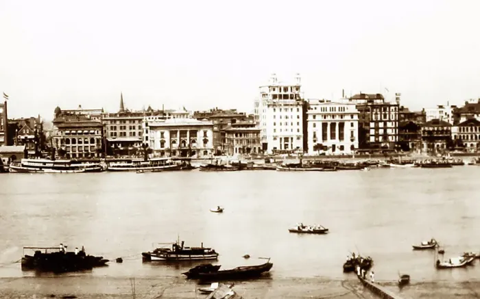 Framed Print : Shanghai waterfront, China, early 1900s Framed Print : Shanghai waterfront, China, early 1900s