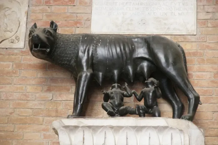 Framed Print : She-wolf suckles the boys Romulus and Remus Framed Print : She-wolf suckles the boys Romulus and Remus