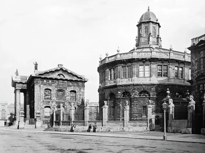Framed Print : Sheldonian Theatre and Clarendon Building, Oxford Framed Print : Sheldonian Theatre and Clarendon Building, Oxford