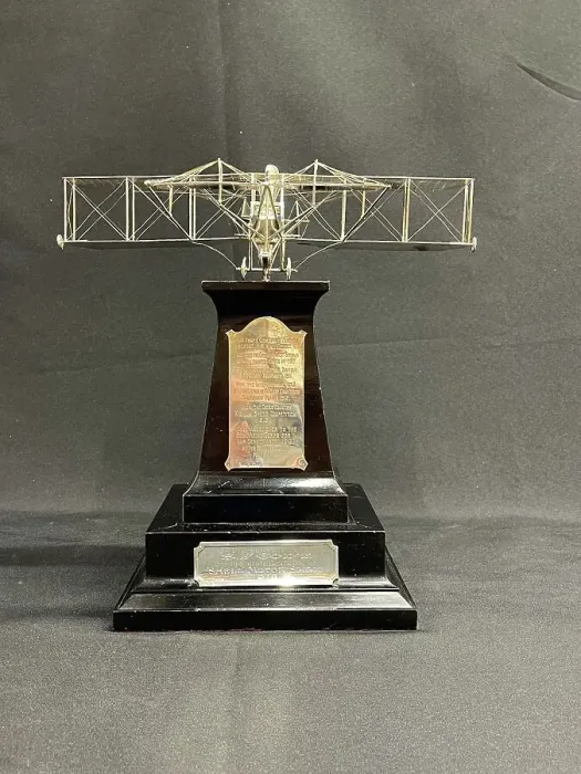 Framed Print : Shell Motor Spirit Silver Trophy, Samuel Cody Archive Framed Print : Shell Motor Spirit Silver Trophy, Samuel Cody Archive