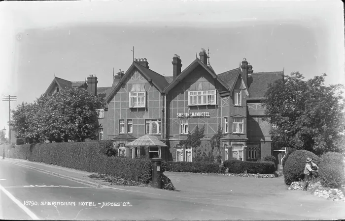 Framed Print : Sheringham Hotel Framed Print : Sheringham Hotel